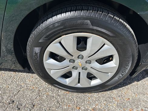 Used 2014 Chevrolet Cruze LS image 22