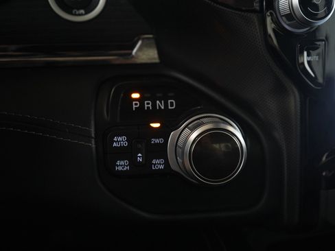 Used 2022 RAM 1500 Limited AWD/4WD image 21