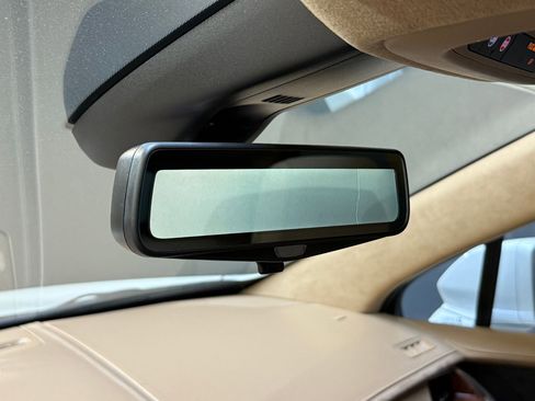 Used 2018 Cadillac XT5 Platinum w/ Driver Assist Package image 35