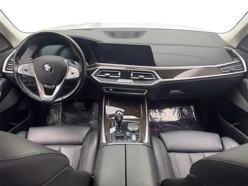 Used 2019 BMW X7 xDrive40i w/ Cold Weather Package image 56