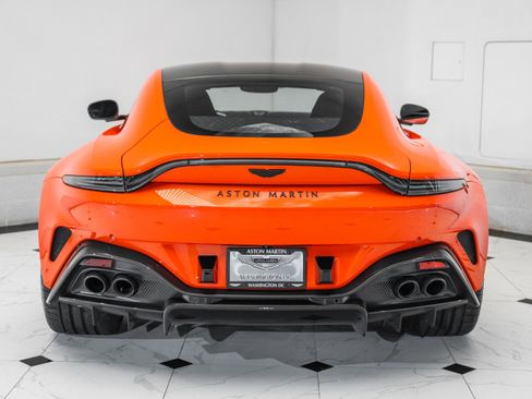 Used 2025 Aston Martin V8 Vantage Coupe image 44