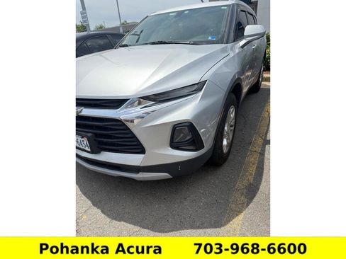 Used 2020 Chevrolet Blazer LT FWD image 2