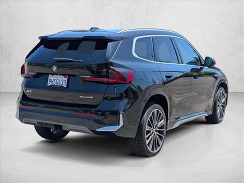 Used 2023 BMW X1 xDrive28i AWD/4WD image 5
