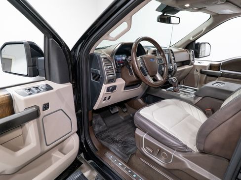 Used 2019 Ford F150 Limited w/ Trailer Tow Package image 15