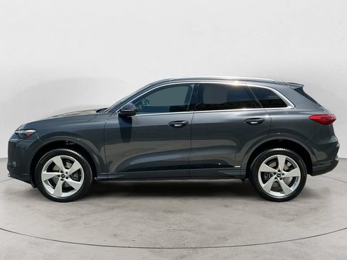 Used 2025 Audi Q5 Premium Plus AWD/4WD image 8