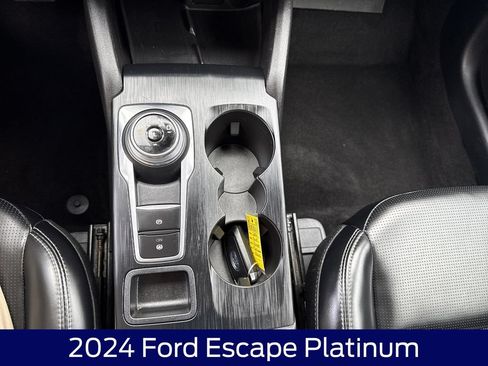 Used 2024 Ford Escape Platinum AWD/4WD image 25