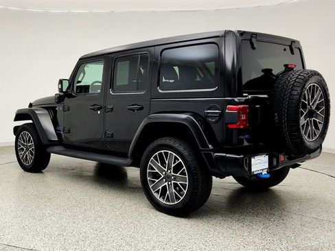 Used 2024 Jeep Wrangler High Altitude AWD/4WD image 7