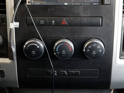 Used 2010 Dodge Ram 1500 Truck SLT w/ Remote Start & Security Group AWD/4WD image 30