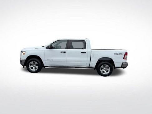 Used 2024 RAM 1500 Big Horn AWD/4WD image 2