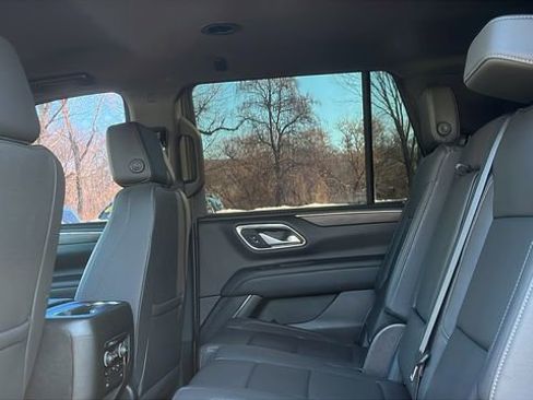 Used 2023 Chevrolet Tahoe LT w/ Luxury Package image 20