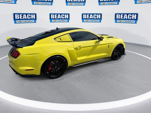 Used 2021 Ford Mustang Shelby GT500 w/ Technology Package RWD image 8