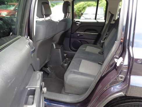 Used 2011 Jeep Patriot Sport image 15