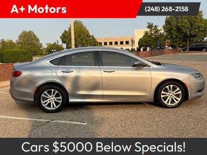Used 2015 Chrysler 200 Limited w/ Convenience Group