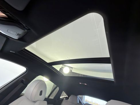 New 2026 BMW X6 xDrive40i w/ Premium Package image 12