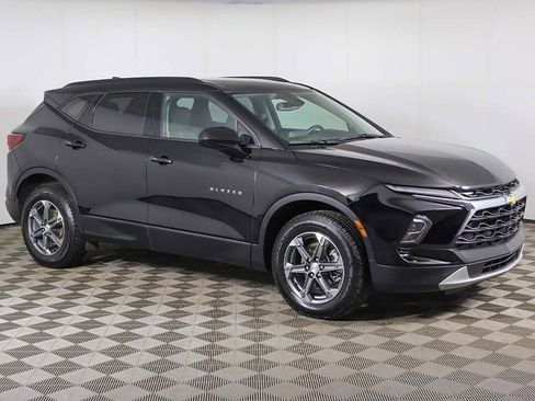 Used 2023 Chevrolet Blazer LT w/ Convenience Package image 42