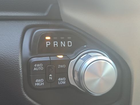 Used 2022 RAM 1500 Laramie AWD/4WD image 20