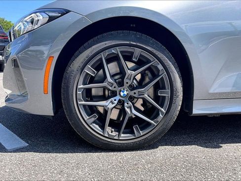 Used 2026 BMW 330i xDrive Sedan AWD/4WD image 33