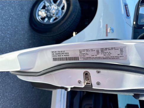 Used 2024 RAM 2500 Tradesman w/ Chrome Appearance Group image 29