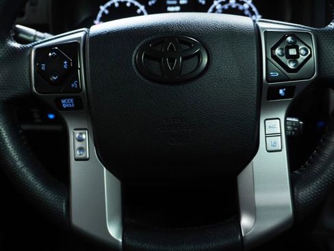 Used 2023 Toyota 4Runner SR5 Premium w/ Moonroof Package AWD/4WD image 20