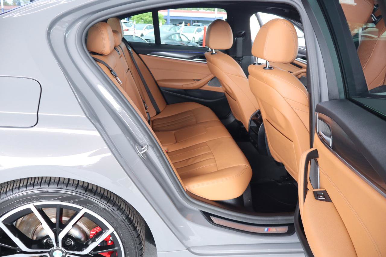 Used 2021 BMW 540i w/ M Sport Package RWD image 36