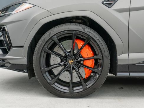 Used 2023 Lamborghini Urus S AWD/4WD image 18