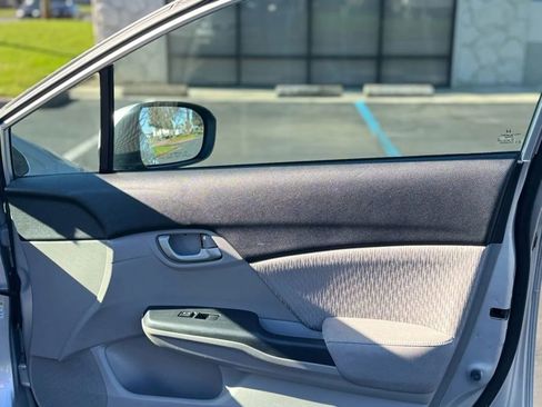 Used 2014 Honda Civic LX image 12