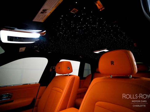 New 2027 Rolls-Royce Cullinan Black Badge AWD/4WD image 12