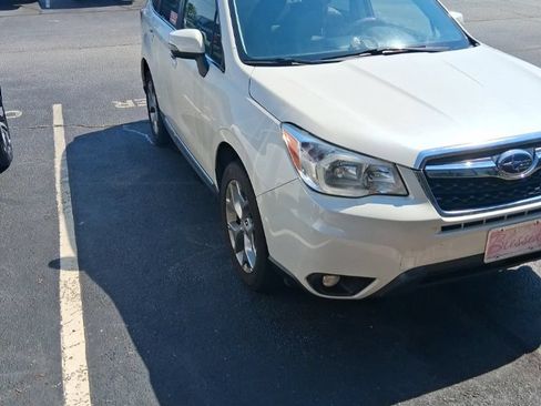 Used 2016 Subaru Forester 2.5i Touring w/ Popular Package #1 AWD/4WD image 3