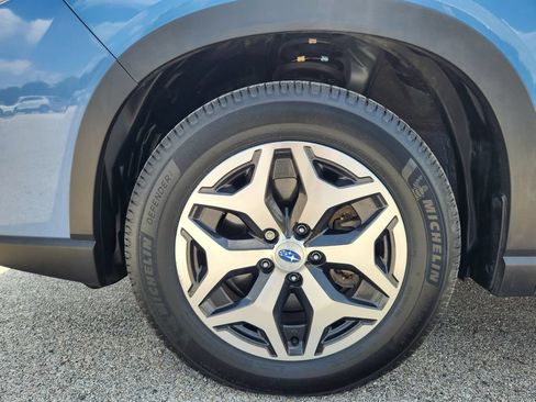 Used 2020 Subaru Forester Premium AWD/4WD image 7