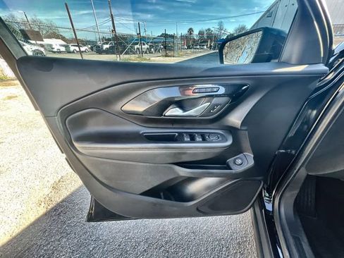 Certified 2023 GMC Terrain AT4 image 21