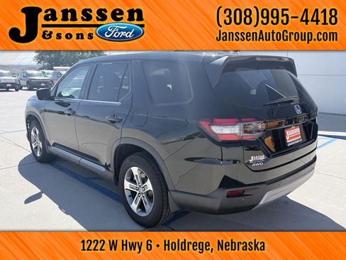 Used 2025 Honda Pilot EX-L image 7