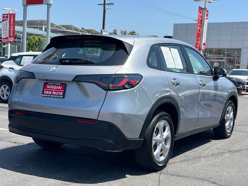 Used 2024 Honda HR-V LX image 7