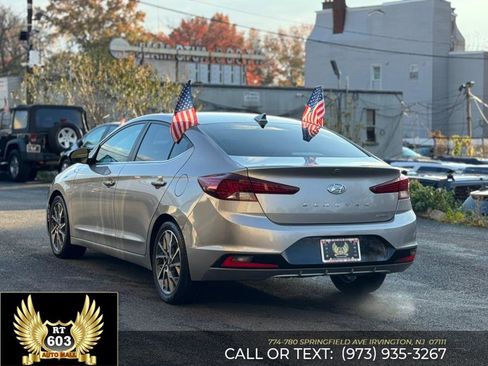 Used 2020 Hyundai Elantra Limited w/ Cargo Package (C1) image 6