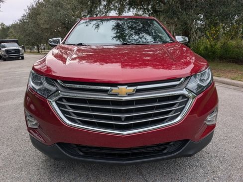 Used 2019 Chevrolet Equinox Premier image 2