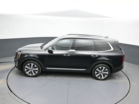 Certified 2022 Kia Telluride S image 42