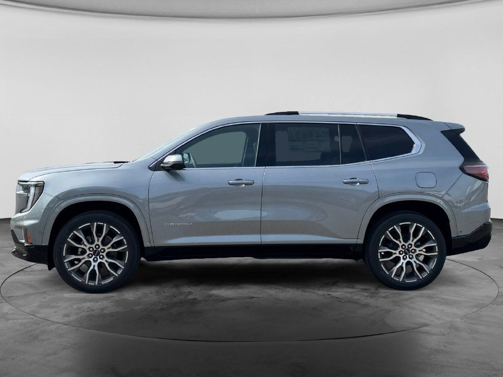 New 2027 GMC Acadia Denali Ultimate w/ LPO, Floor Liner Package AWD/4WD image 4