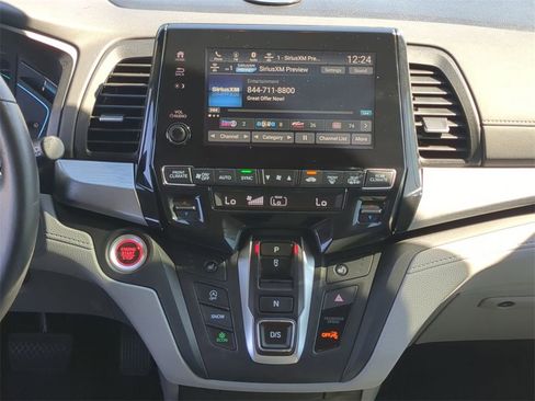 Used 2024 Honda Odyssey EX-L image 17