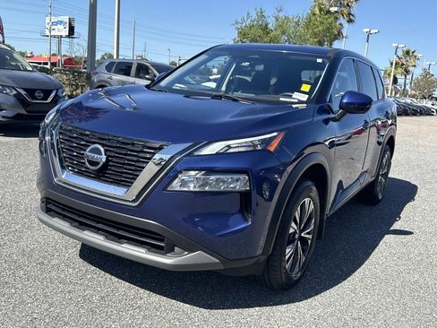 Certified 2021 Nissan Rogue SV FWD image 8