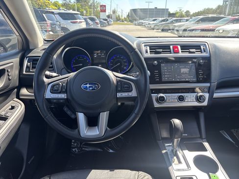 Used 2017 Subaru Legacy 3.6R Limited AWD/4WD image 2