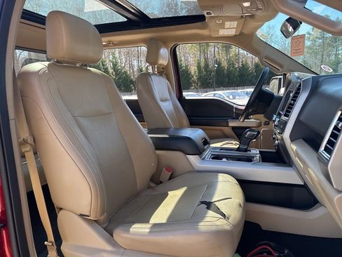 Used 2015 Ford F150 Lariat image 8