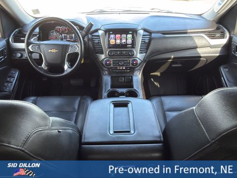 Used 2019 Chevrolet Suburban LT w/ RST Edition image 9