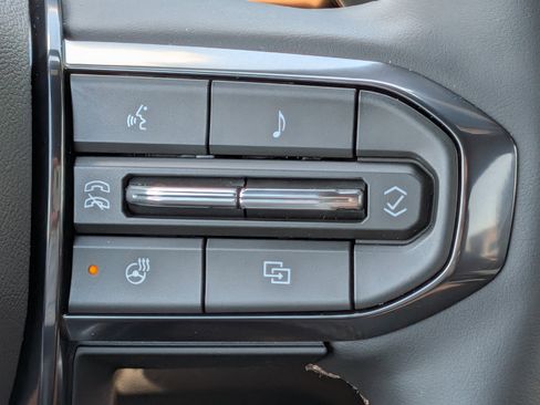 New 2026 GMC Canyon AT4 w/ AT4 Premium Package AWD/4WD image 25