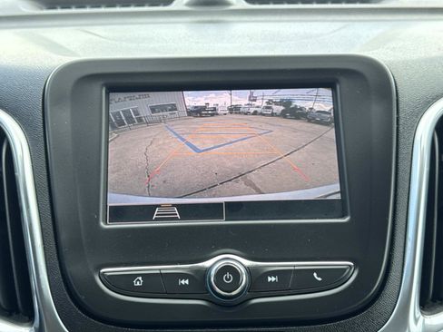 Used 2024 Chevrolet Equinox LS w/ LS Convenience Package FWD image 25