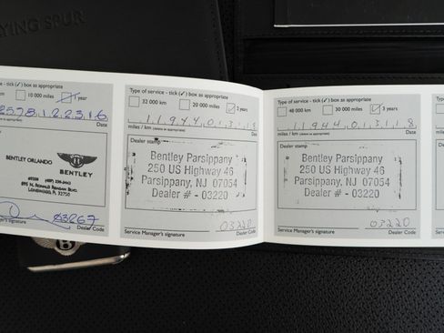 Used 2015 Bentley Flying Spur W12 image 31