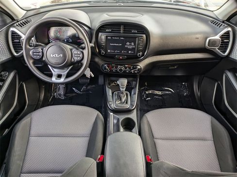 Used 2024 Kia Soul LX w/ Option Group 015 image 25