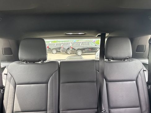 Used 2025 Chevrolet Tahoe LT AWD/4WD image 23