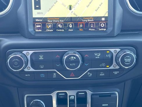 Used 2021 Jeep Wrangler Unlimited Rubicon 4xe w/ Steel Bumper Group AWD/4WD image 27