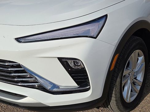 Used 2025 Buick Envista Preferred w/ Convenience II Package image 9