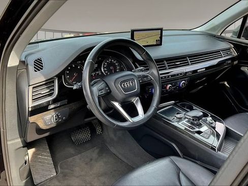 Used 2017 Audi Q7 3.0T Premium Plus AWD/4WD image 16