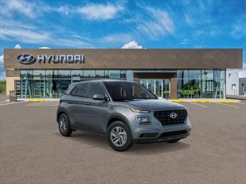 New 2026 Hyundai Venue SE FWD image 2